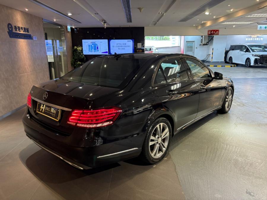 E200 Facelift Premium Edition - Image 2