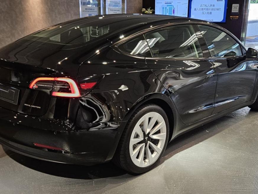 Model 3 Long Range Dual Motor - Image 2