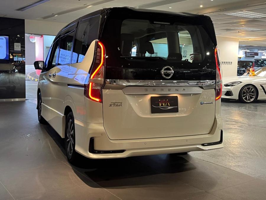 Serena E-Power Highway Star VIP - Image 3