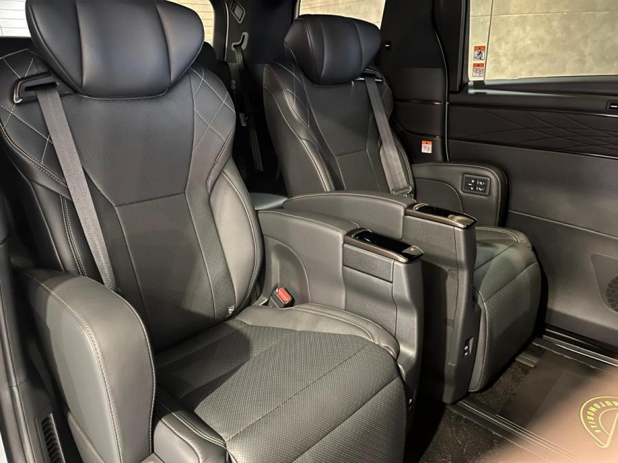 Vellfire Z Premier 2.4T - Image 7