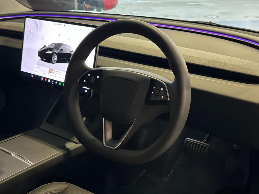 MODEL 3 LONG RANGE DUAL MOTOR - Image 4