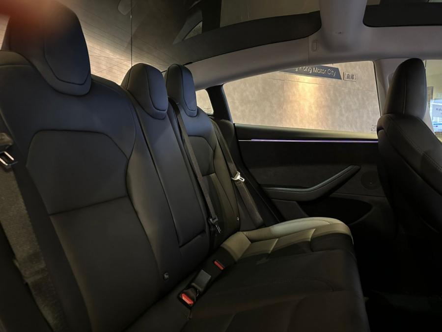 MODEL 3 LONG RANGE DUAL MOTOR - Image 5