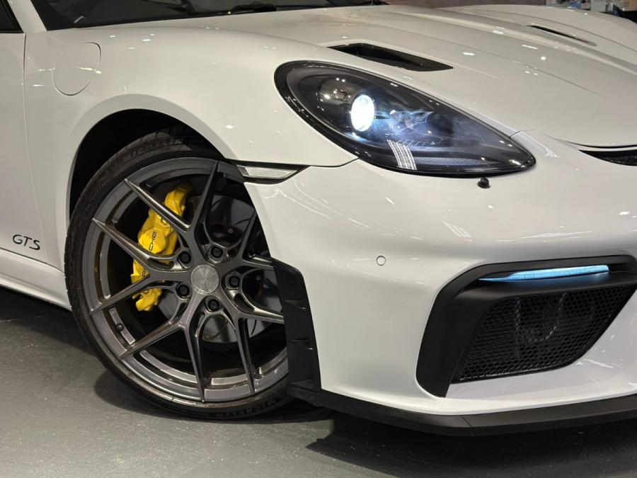718 CAYMAN GTS - Image 17