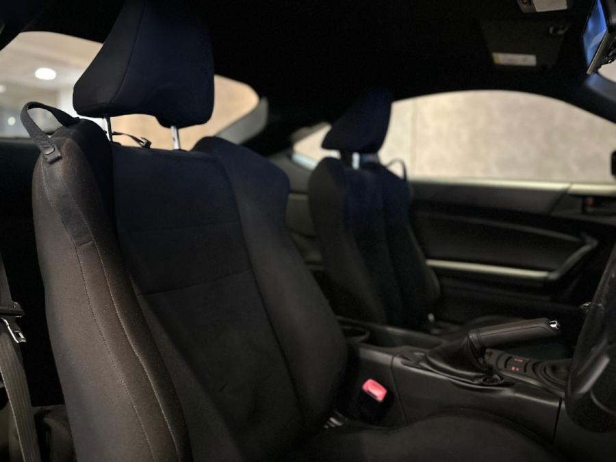GT86 - Image 14