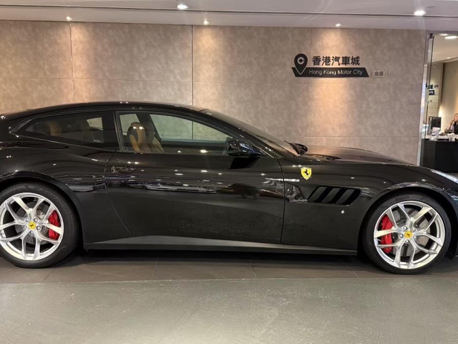 Ferrari GTC4 LUSSO T - Image 2