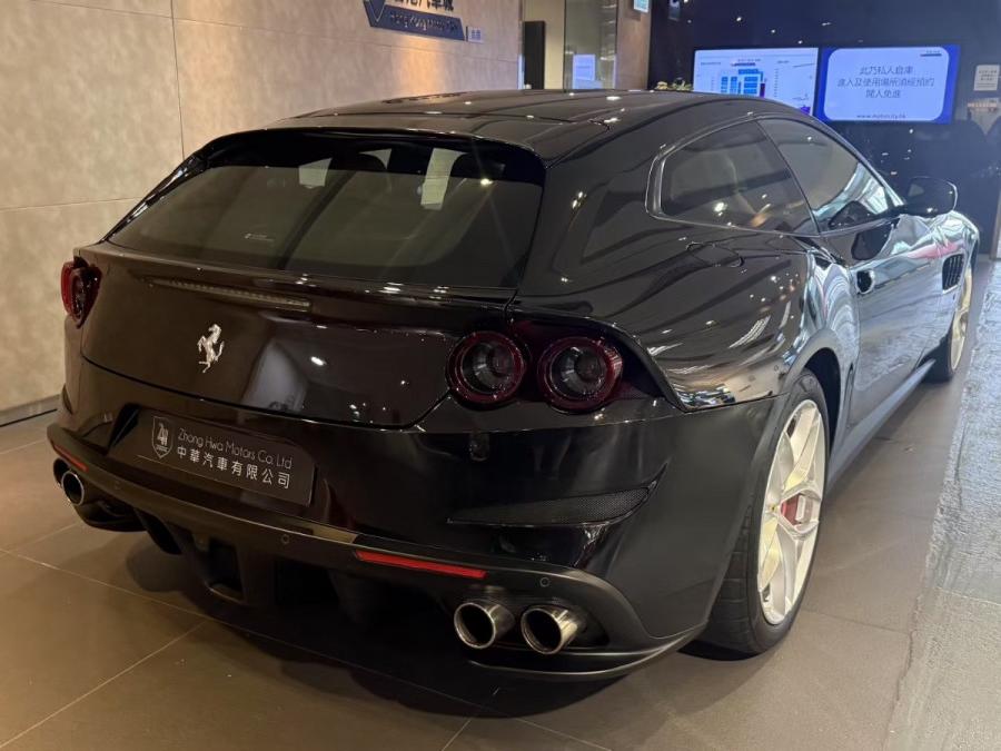 Ferrari GTC4 LUSSO T - Image 3