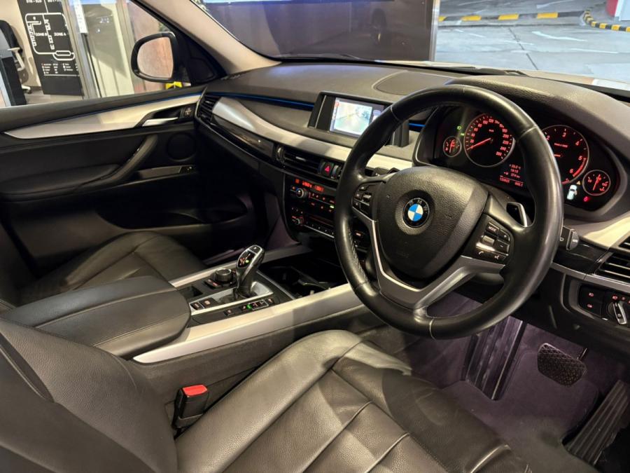 X5 xDrive30D - Image 4