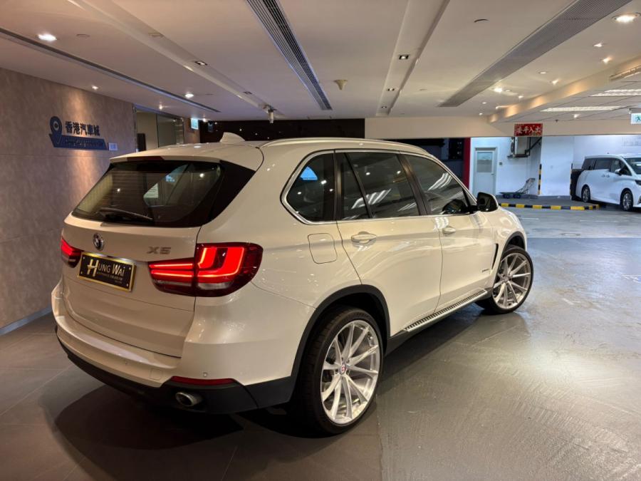 X5 xDrive30D - Image 2