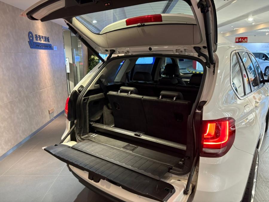 X5 xDrive30D - Image 6