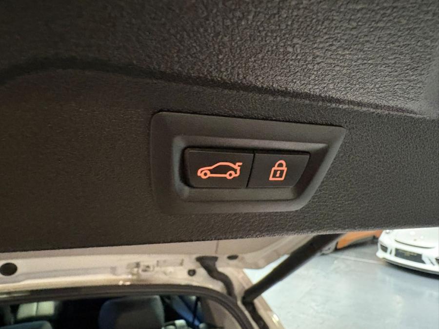 X5 xDrive30D - Image 7