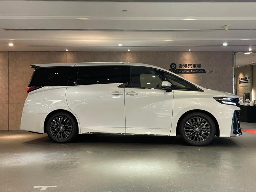 2025  Vellfire 2.4 Turbo Z premier - Image 3