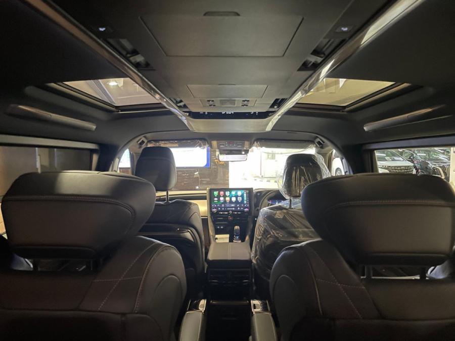 2025  Vellfire 2.4 Turbo Z premier - Image 10