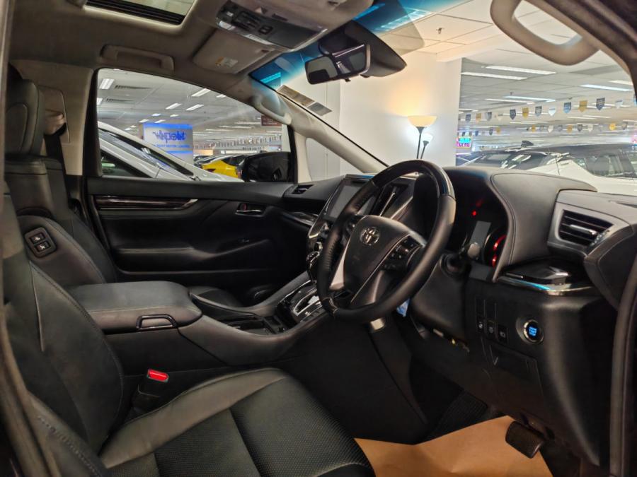 ALPHARD 3.5 SC - Image 3