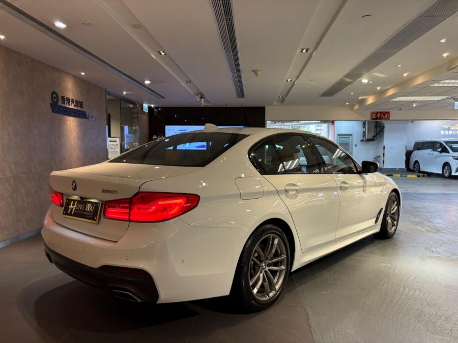 520iA M-Sport - Image 2