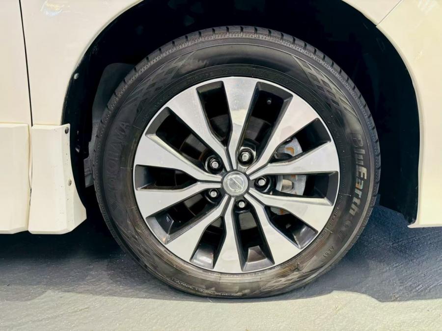 SERENA HIGHWAY STAR VIP S-HYBRID - Image 7