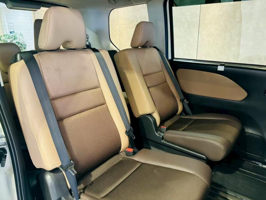 SERENA HIGHWAY STAR VIP S-HYBRID - Image 4