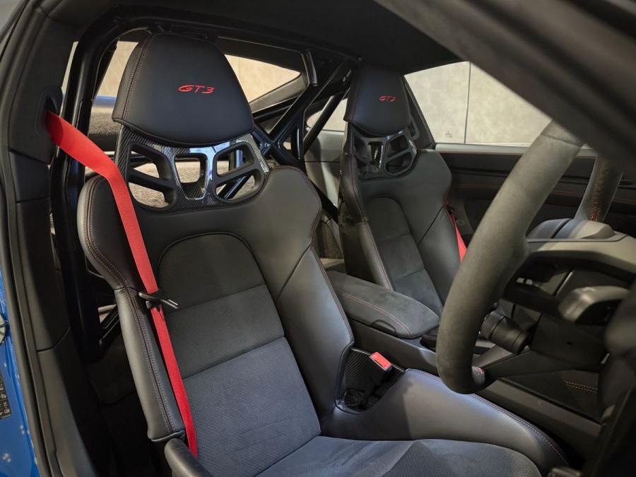 911 992 GT3 - Image 12