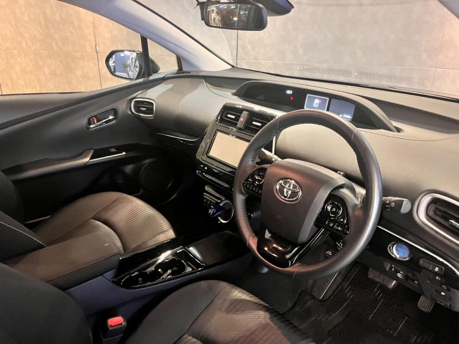 PRIUS 1.8 HYBRID PHV - Image 2