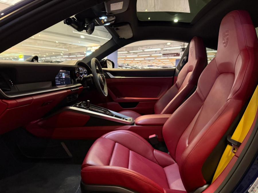 911 Carrera 4S 992 - Image 5
