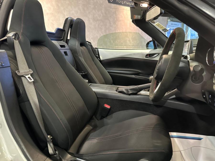 Roadster S Special Edition - Image 9
