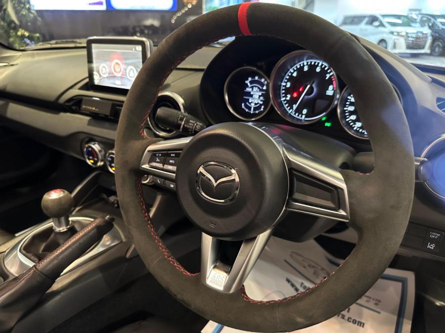 Roadster S Special Edition - Image 8