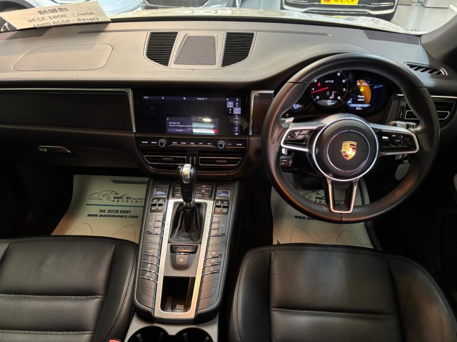 MACAN GTS - Image 3