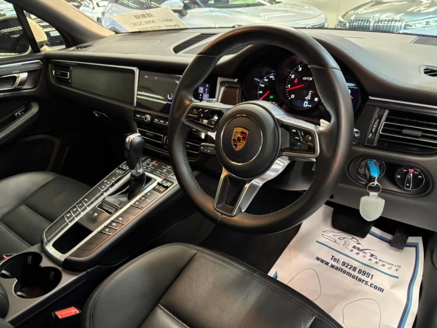 MACAN GTS - Image 4