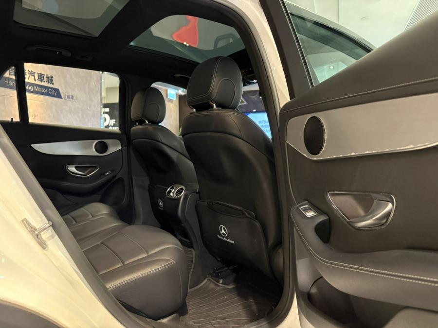 GLC250 4Matic - Image 5