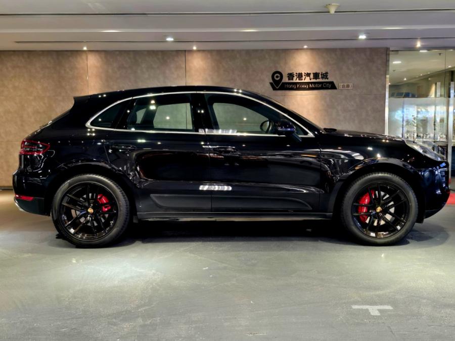 MACAN S - Image 2