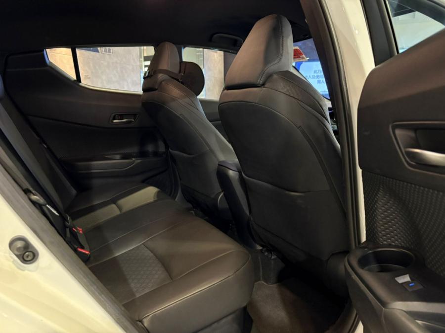 C-HR Hybrid - Image 6