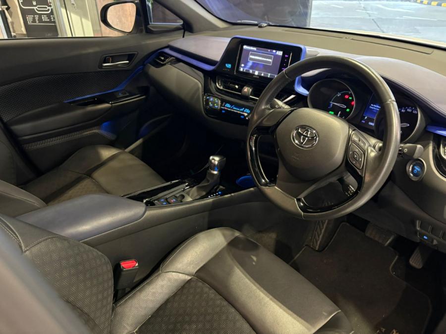 C-HR Hybrid - Image 4