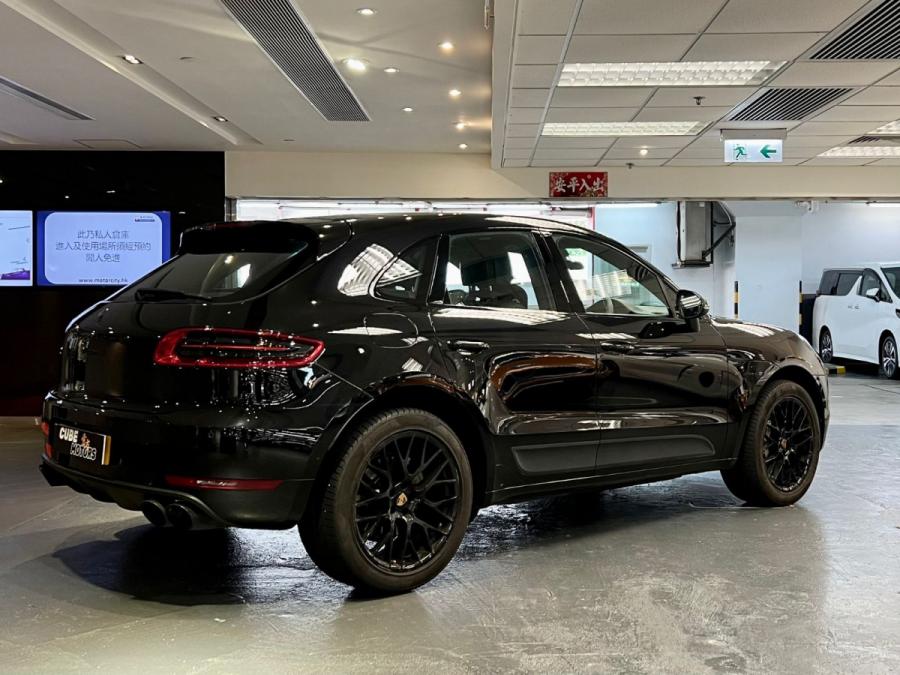 Macan S - Image 2