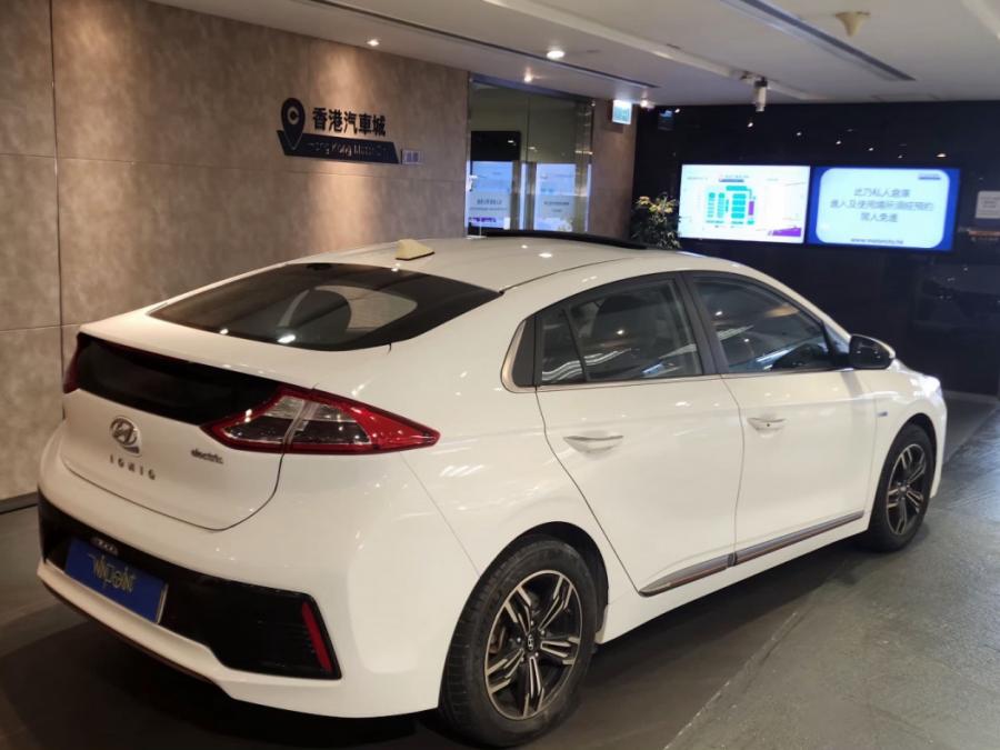 IONIQ Electric - Image 7