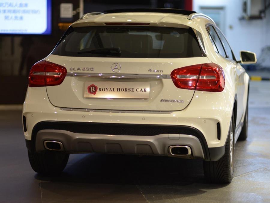 GLA250 4MATIC AMG - Image 18