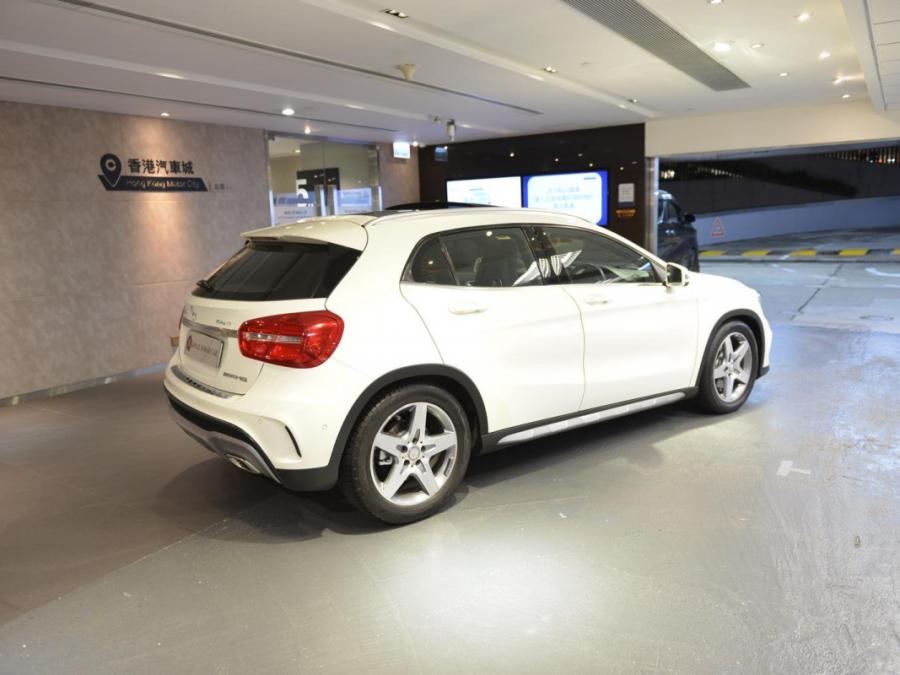 GLA250 4MATIC AMG - Image 17