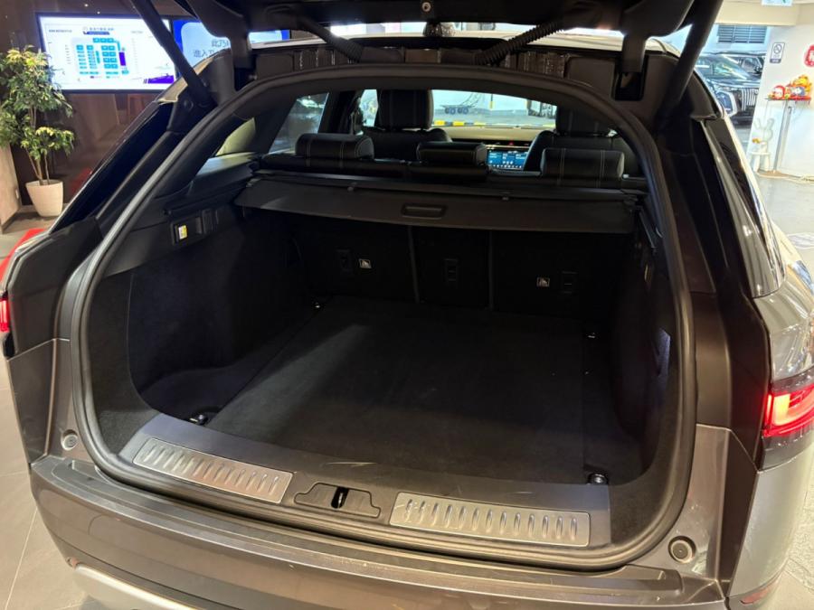 Velar R-Dynamic P250 - Image 8
