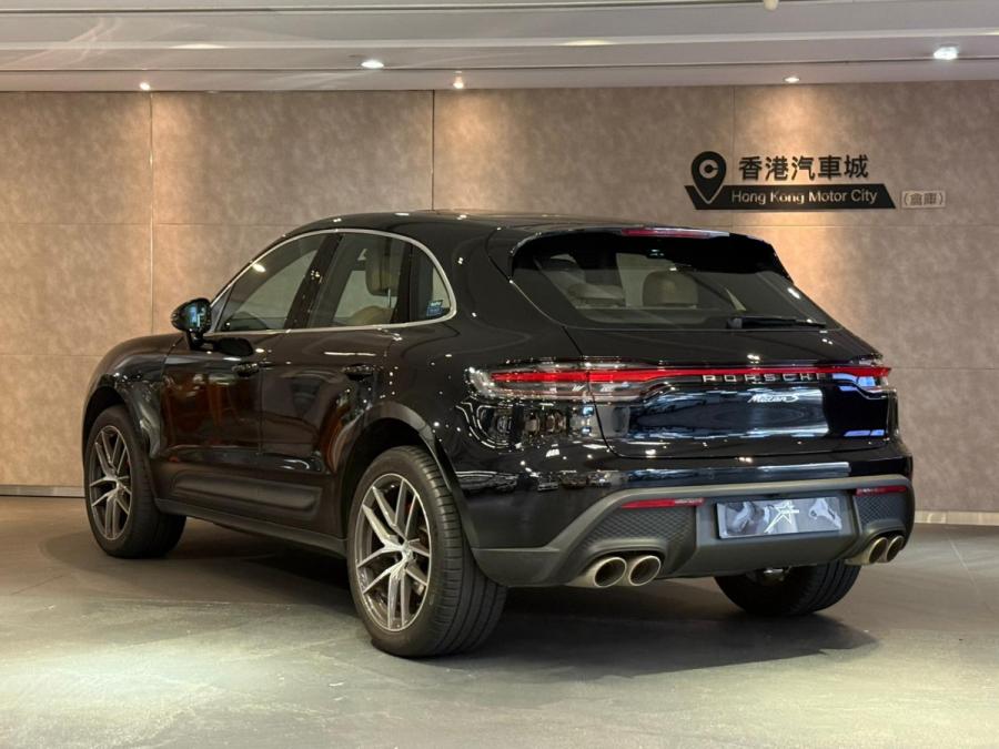Macan S - Image 2