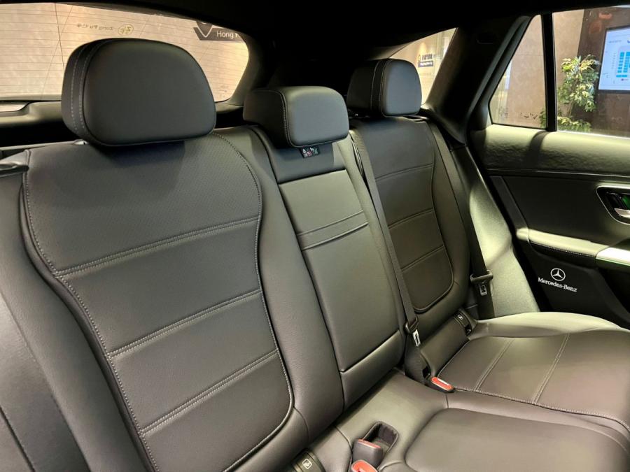 GLC300 4MATIC - Image 8