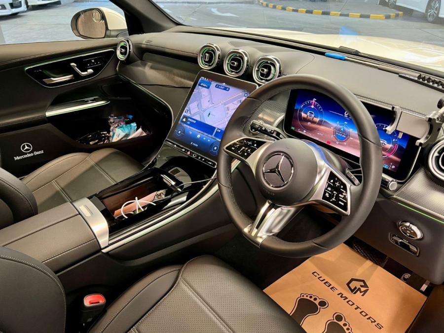 GLC300 4MATIC - Image 3