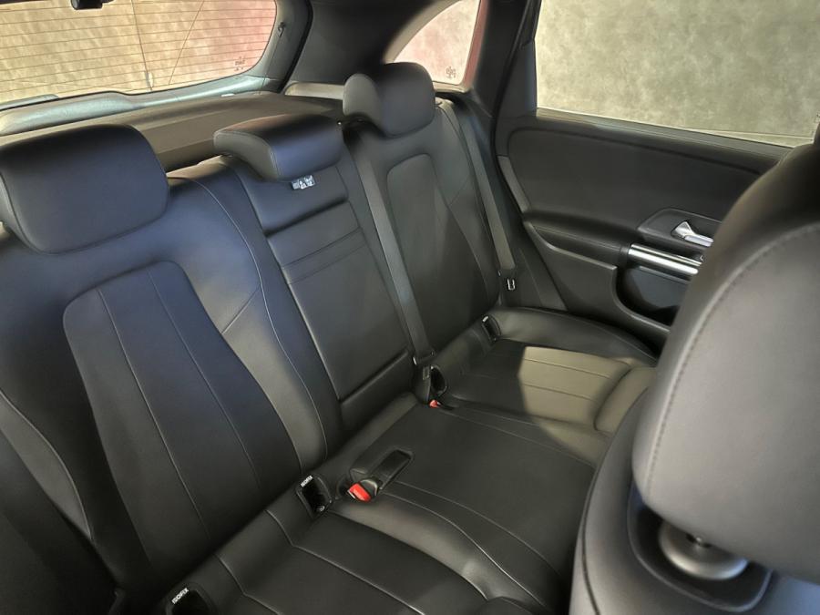 B 220 - Image 4