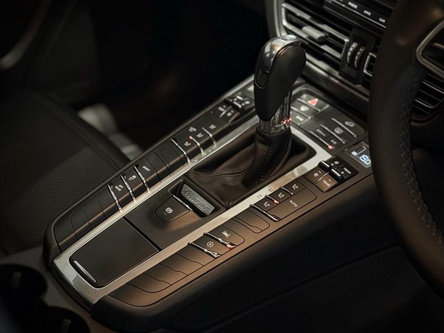MACAN - Image 6