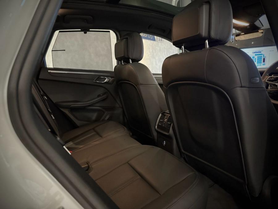 MACAN - Image 10