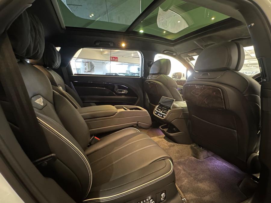 Bentayga EWB V8 - Image 3