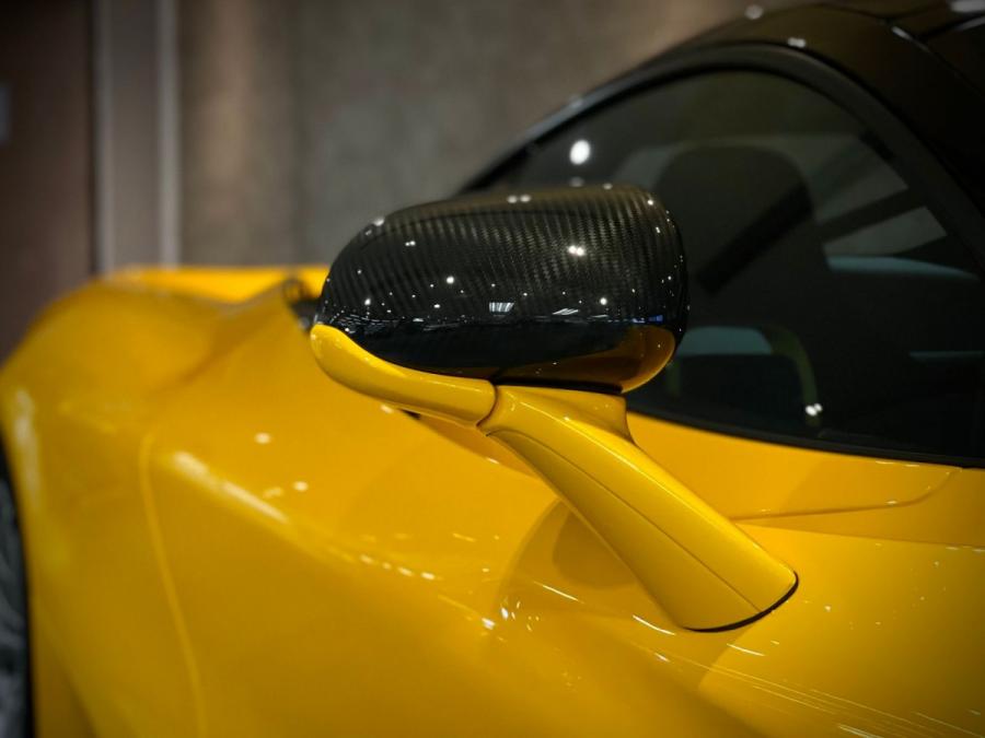 720S - Image 12