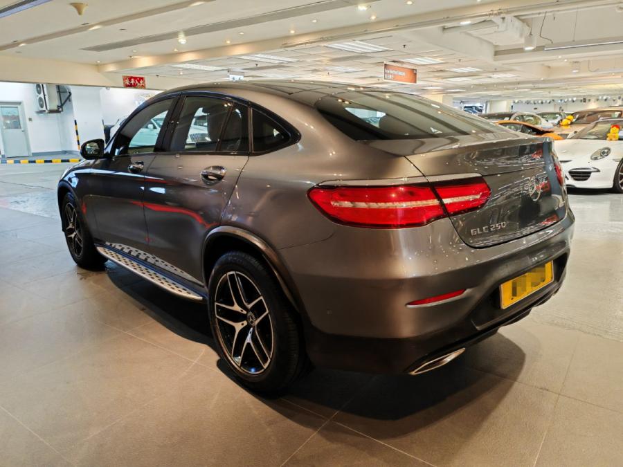 GLC250 COUPE AMG - Image 4
