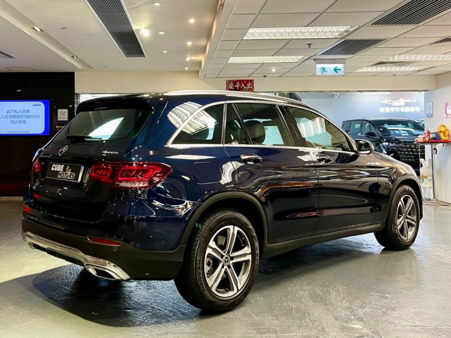 GLC300 4MATIC - Image 2