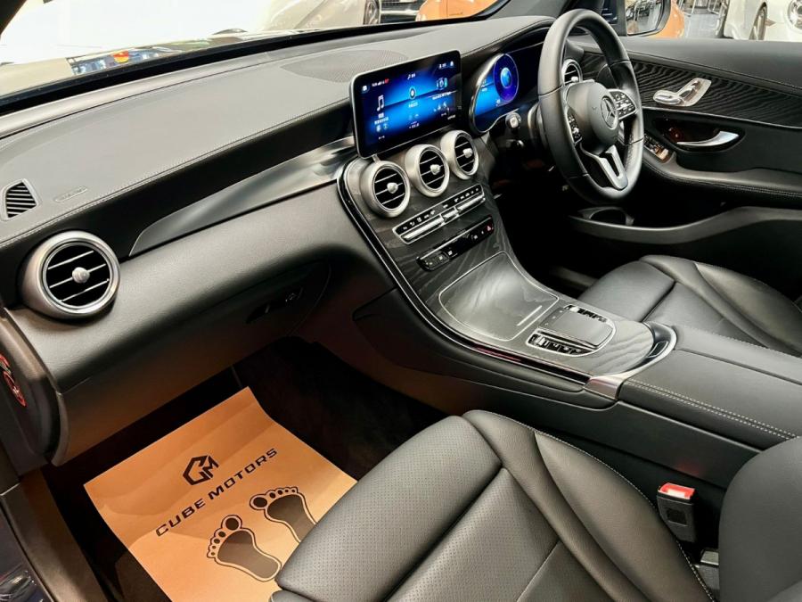 GLC300 4MATIC - Image 4