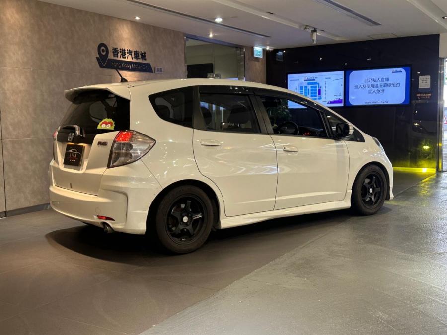 FIT RS - Image 2