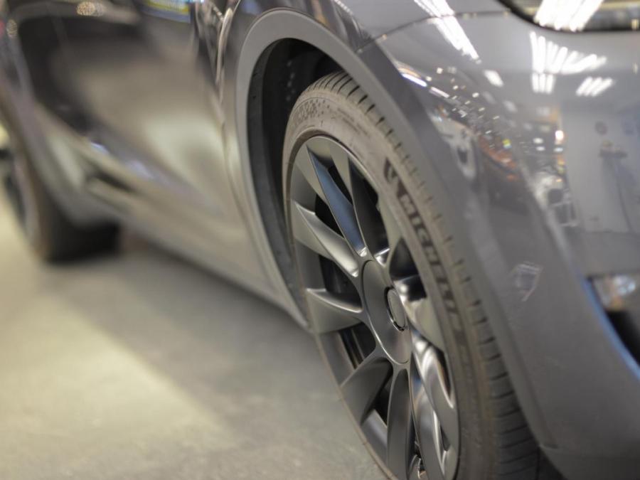 MODEL Y LONG RANGE - Image 15