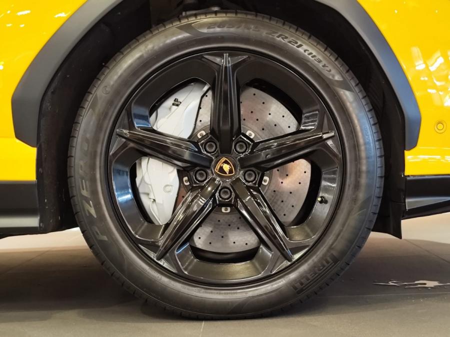 Urus - Image 6